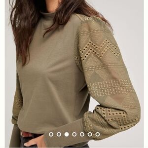 ⭐Final Sale Price⭐Anthropologie Tiny Helen Lace Mock Neck Top / Blouse Sz S